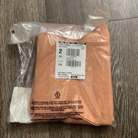 J.Crew High-Rise '90s Classic Straight Jean in Rosebud Wash - Picture 10 of 12